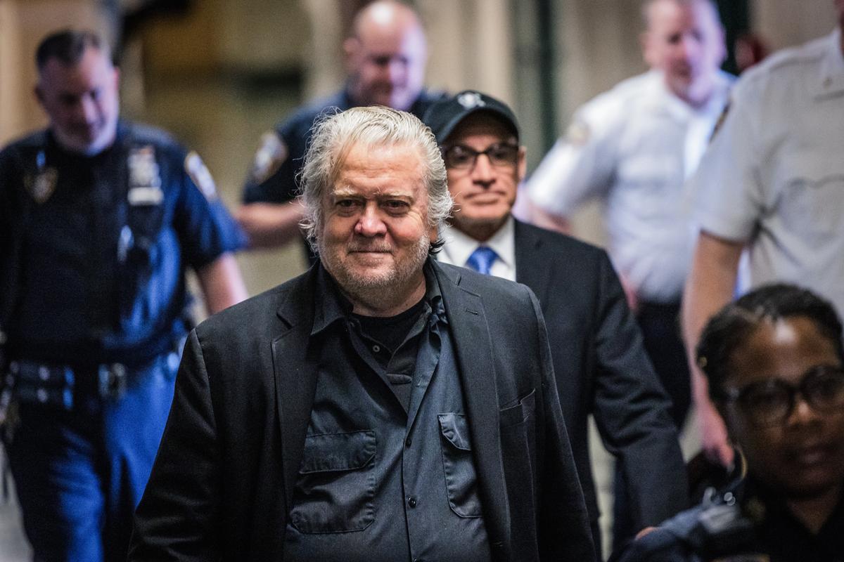 Steve Bannon, former adviser to President Donald Trump, arrives for a court appearance in New York on May 25, 2023. (Michael M. Santiago/Getty Images)