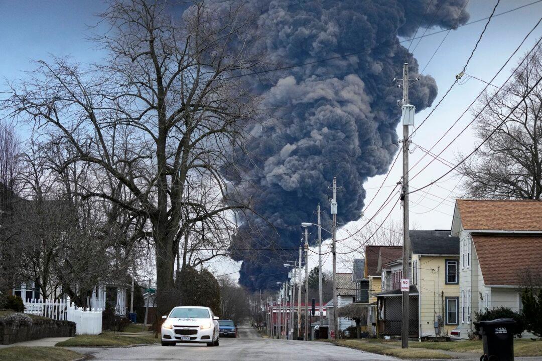 NTSB to Release Cause of Fiery Norfolk Southern Derailment in Eastern Ohio at June Hearing