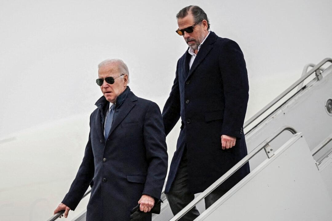 Hunter Biden Partner Says Joe Biden Met With Chief of Chinese Energy Firm