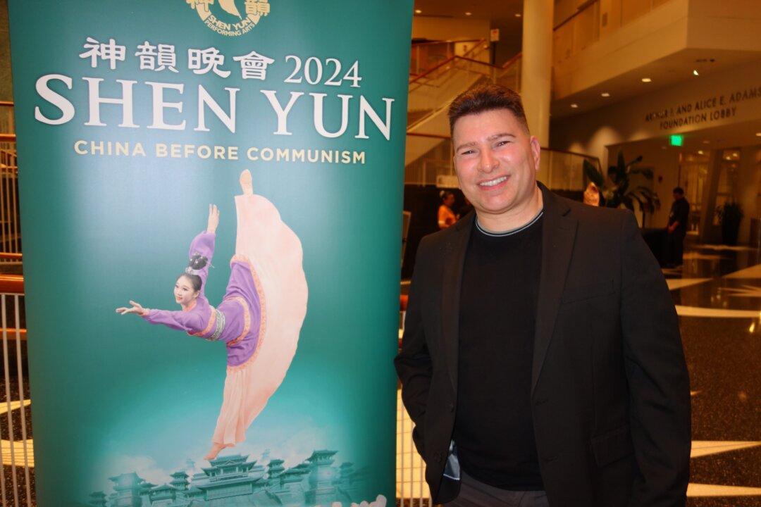 Shen Yun Is ‘Beautiful and Beyond Our Expectations,’ Says Business Owner