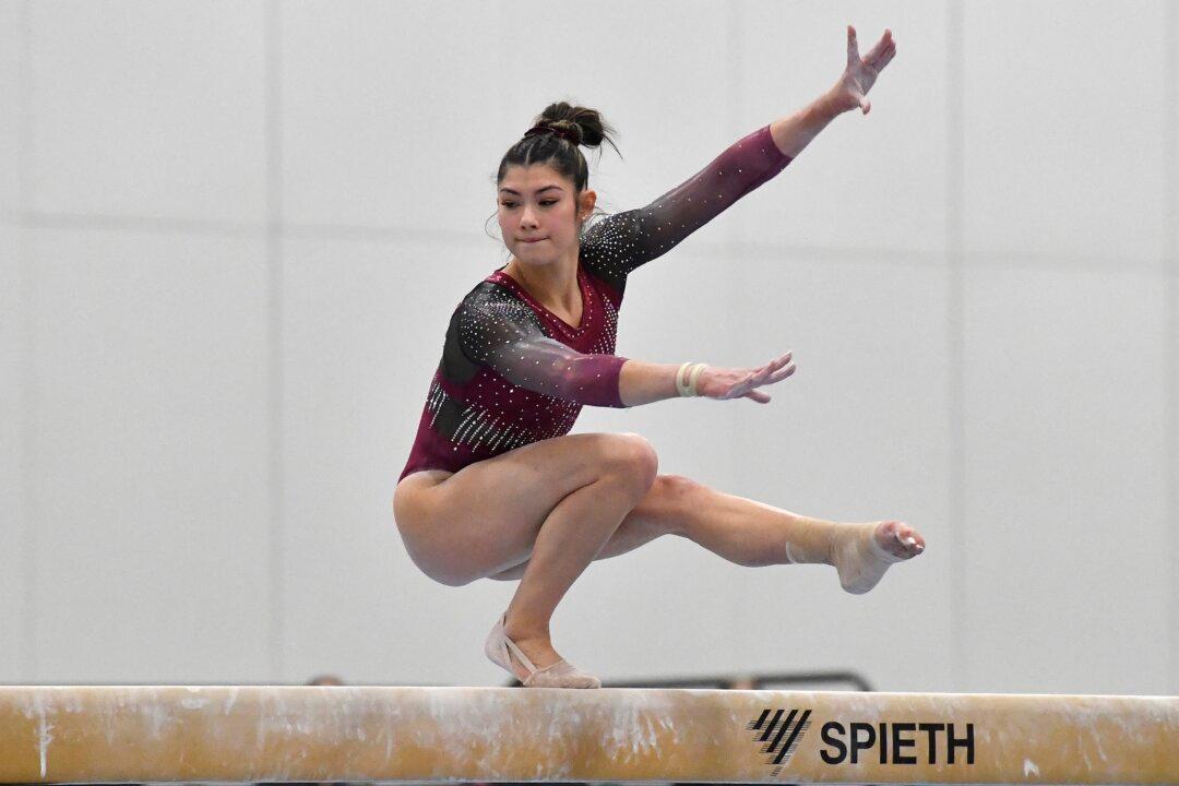 Kayla DiCello Takes Gold in USA Gymnastics Winter Cup. Olympic Champ Sunisa Lee Falls on Bars, Beam