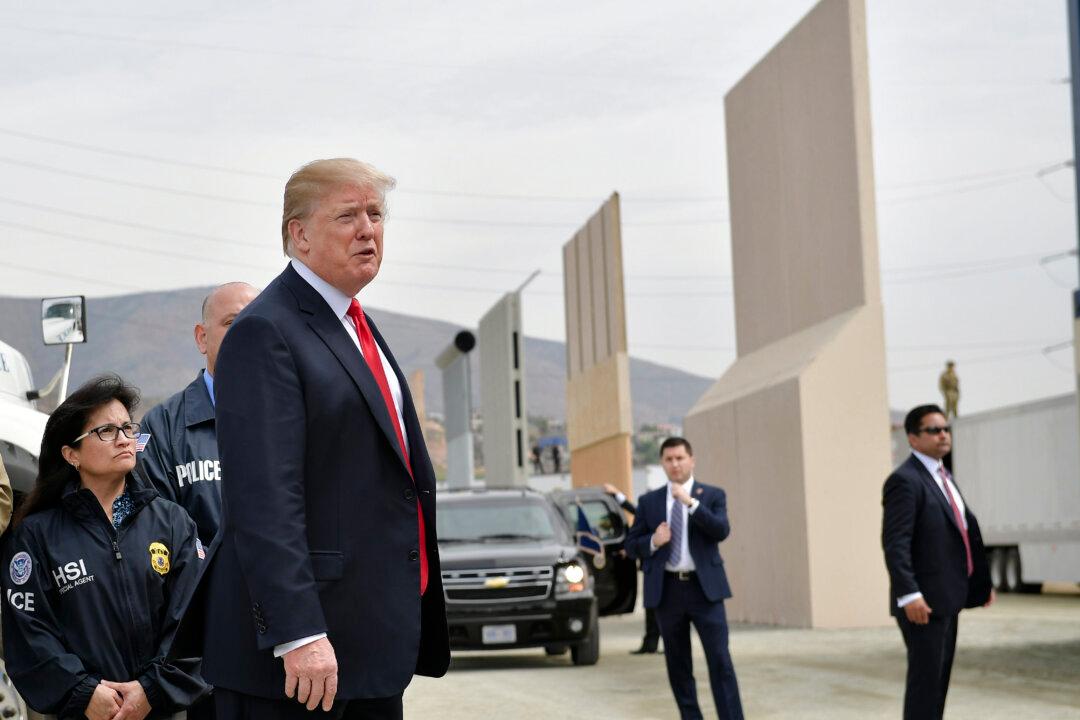 Majority of Americans Now Back Trump-Style Border Wall: Poll