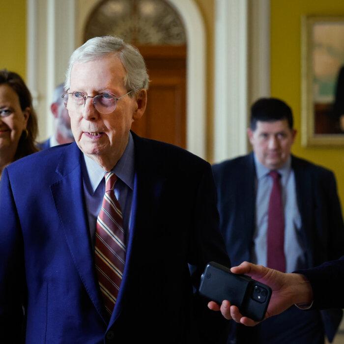 McConnell Says GOP Won’t Allow Government Shut Down