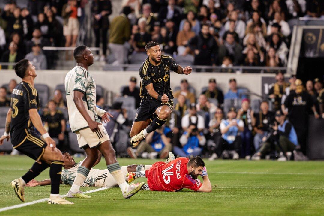 Denis Bouanga’s Late Goal Lifts LAFC Over Timbers