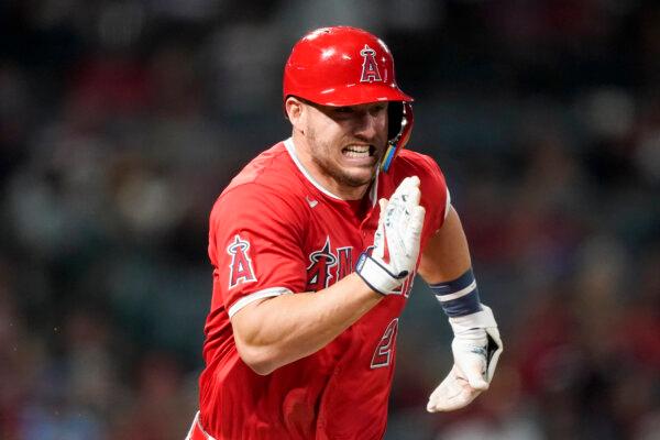Angels Hopeful Trout Can Return From Knee Surgery This Season