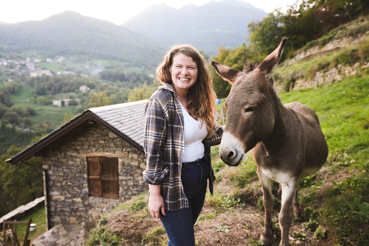 Heather Jobson with the donkey, Stella. (Courtesy ofRaising Voyagers)