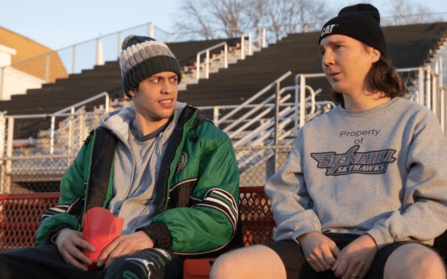 Ne’er-do-well Kevin Gill (Pete Davidson, L) and his brother Keith Patrick Gill (Paul Dano), in "Dumb Money." (Roadshow)