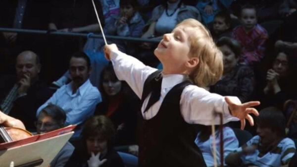Edward Yudenich, 8 Years Old, Conducts Liszt's 'Les Preludes'