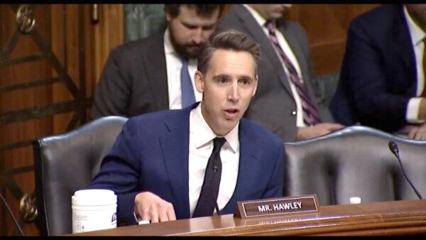 ‘I Don’t Want to Put Words in Your Mouth’: Sen. Hawley Presses Judiciary Nominee Over His Views on Violence Against Jewish Americans