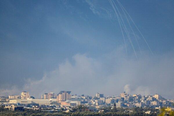 Live View Over Israel-Gaza Border (Nov. 18)
