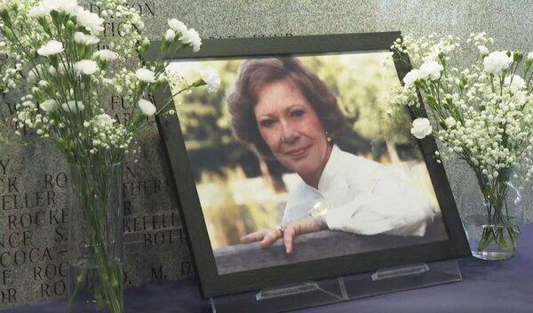Mourners Pay Their Respects to Rosalynn Carter at Carter Presidential Museum and Library